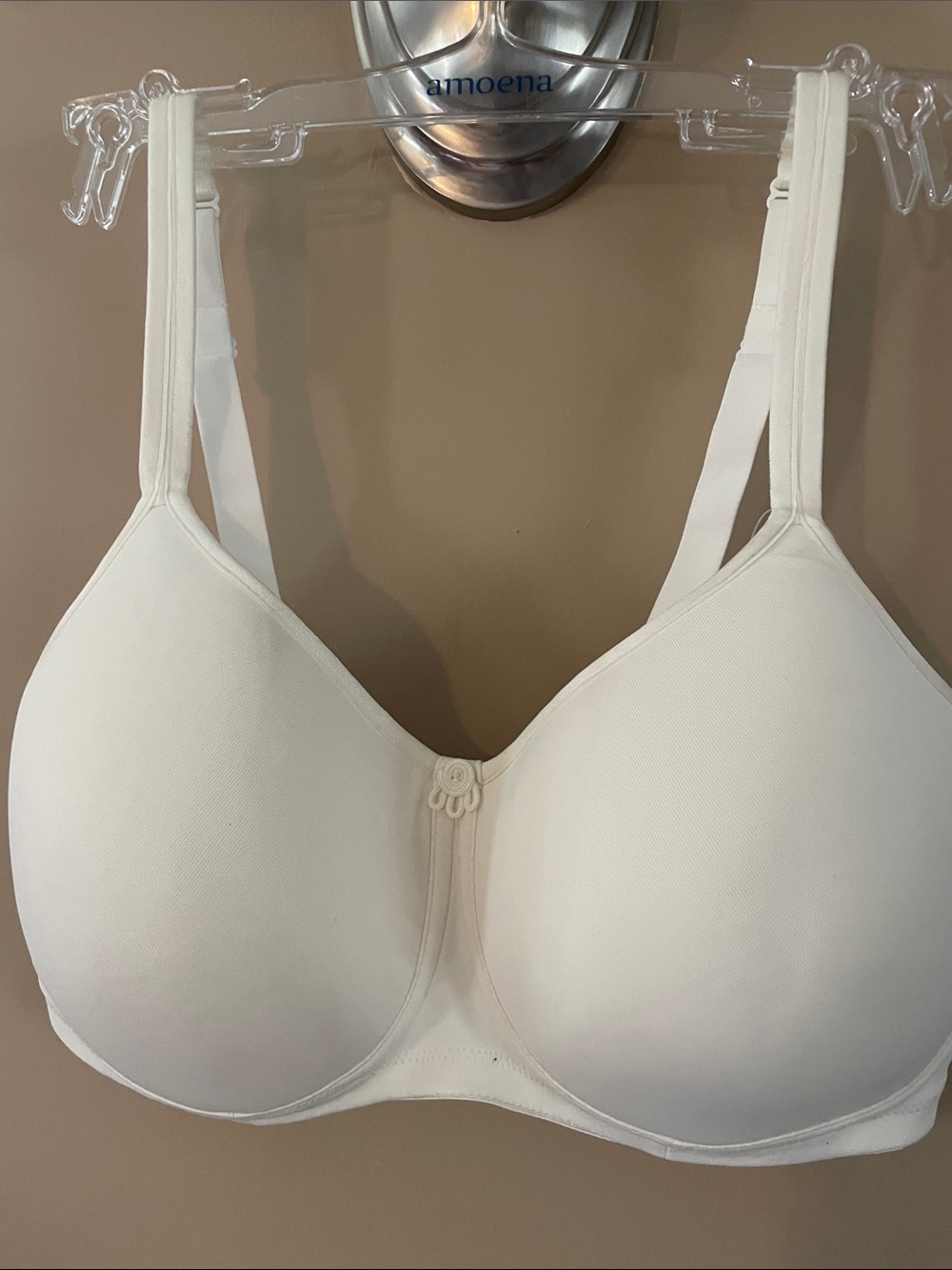 Amoena White Seamless Molded Underwire Bra with Adjustable Straps